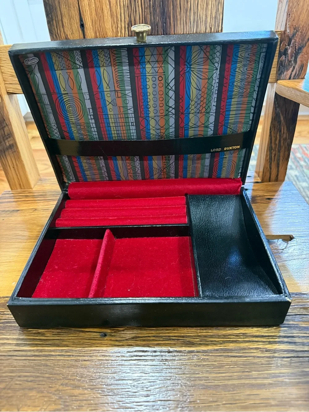 Lord Buxton vintage lord